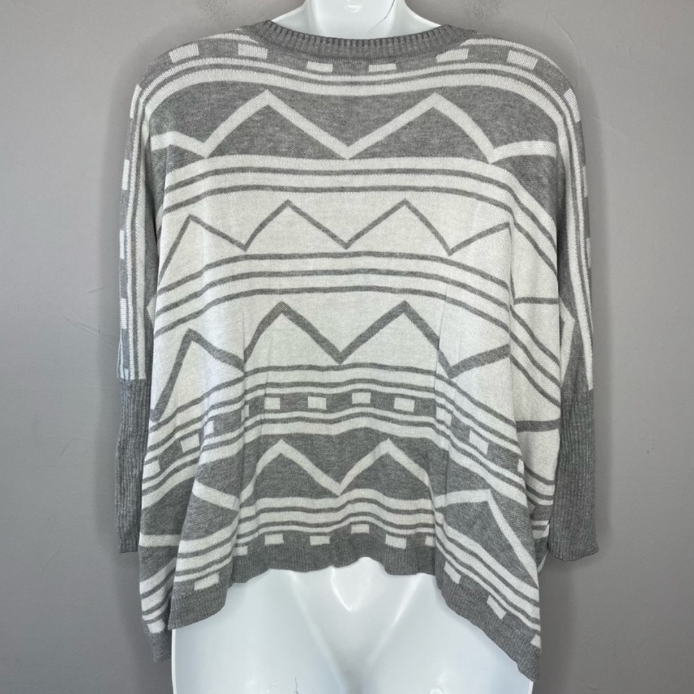 ELAN Grey White Dolman Sleeve Soft Oversized Knit Sweater Size One Size Boho - Picture 5 of 7
